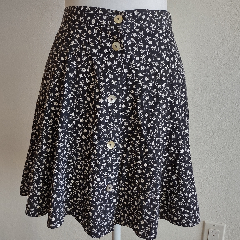 90s vintage black and white floral skirt by A. Byer California